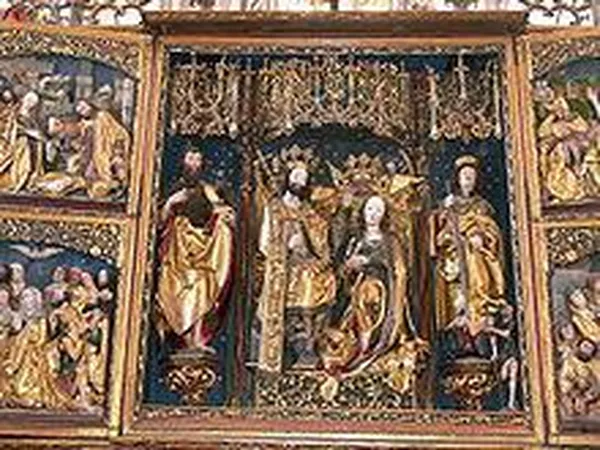 Altarpiece for Schwabach (1506), middle panel with the Coronation of the Virgin.