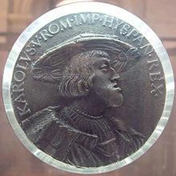 Medal of Charles V, in which his jaw deformity clearly appears. (photographed  in 2009 by PHGCOM at Hotel de la Monnaie, Paris)