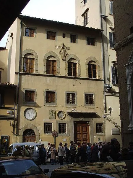 The headquarters of the academy in the Palazzo dell'Arte dei Beccai (Photo by Sailko, 2006)