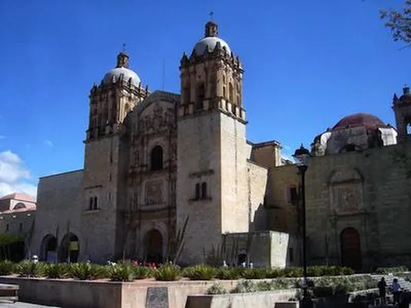 Santo Domingo de Guzmán Church (Bobak Ha'Eri,December 2005)