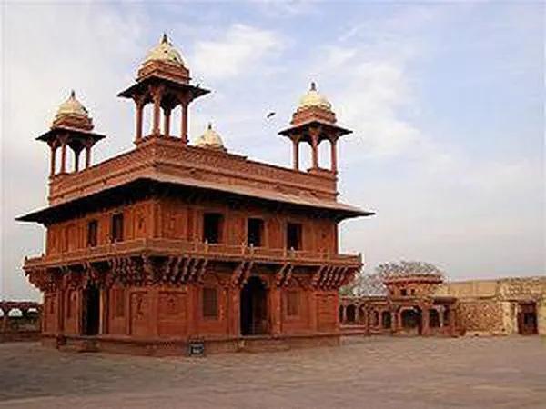 Diwan-i-Khas – Hall of Private Audience  (Photo by Olaf Oehlsen, 2005)