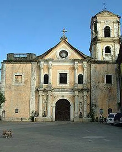 San Augustin Church, Manila (photo by Anyo Niminus, 2008)