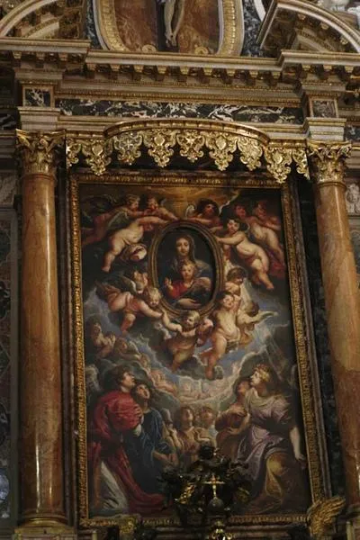 Peter Paul Rubens: The Virgin and Child Adored by Angels, 1608, oil on slate and copper. This is the central panel above the High Altar, Santa Maria in Vallicella, Rome. (Photo by Kolf, 2007)