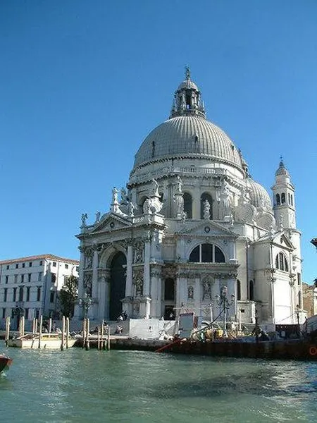 Basilica di Santa Maria della Salute (Basilica of St. Mary of Health), Venice (Photo by Radomil, 2005)