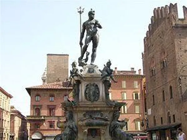Giambologna: The Fountain of Neptune (Photo by Paolo Carboni, 2005)