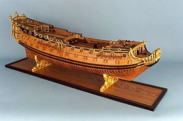 Model of HMS Sussex, starboard (U. S. Naval Academy Museum Multi-license with GFDL & cc-by-sa-2.5 and older versions by the USNA Museum. )