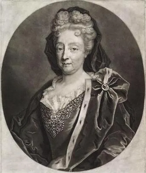 Mezzotint engraving of Sophia, Electress of Hanover, by John Smith. Published 1706, perhaps derived from a portrait by Friedrich Wilhelm Weidemann