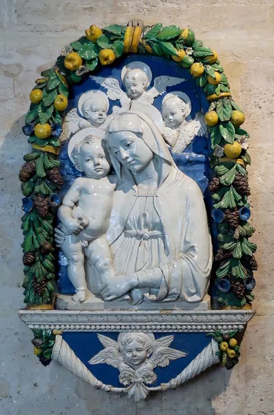 Attributed to Andrea Della Robbia: Virgin, Child and three cherubim (enameled terracotta, 118 × 73 × 16 cm [46.5 × 28.7 × 6.3 in]; Louvre Museum, Department of Sculptures, Denon, lower ground floor, r