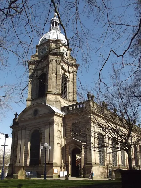 St Philip's Cathedral in Birmingham. Brilliant March 2014 sunshine.
Date 	9 March 2014, 12:03:16
Source 	Flickr: St Philip's Cathedral - Birmingham
Author 	Elliott Brown