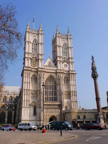 Westminster Abbey, Western façade. (Photo taken 26 May 2013, 15:12:28 by Σπάρτακος)