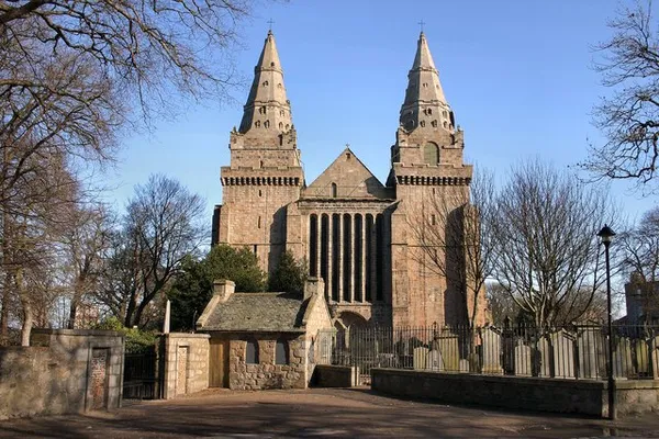 St Machar's cathedral with watch house. The small house-like building was used in the 1800s to watch out for body snatchers seeking corpses for the University anatomists. (Photo taken February 25, 200